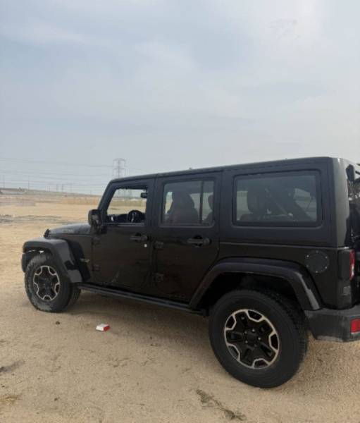للبيع جيب رانقلر 2015 للبيع 