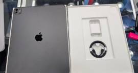 Apple iPad pro M5 للبيع 