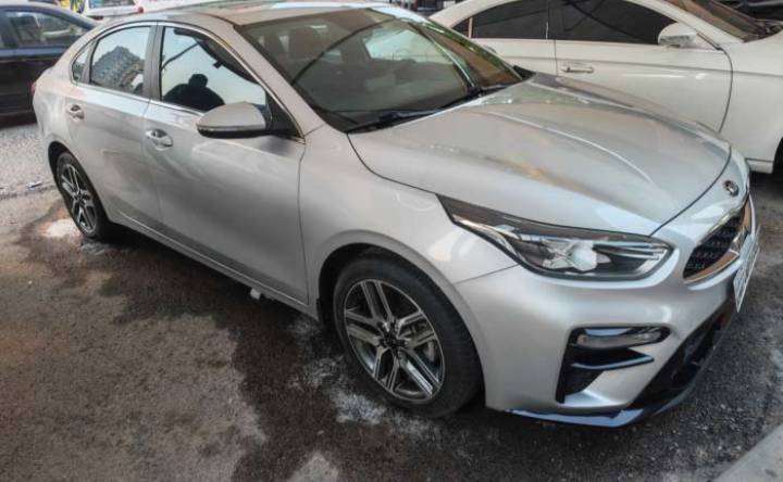 کیيا سيراتو 2021 للبيع 