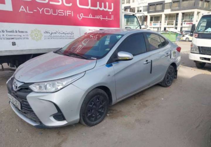 تويوتا يارس 2022 للبيع 