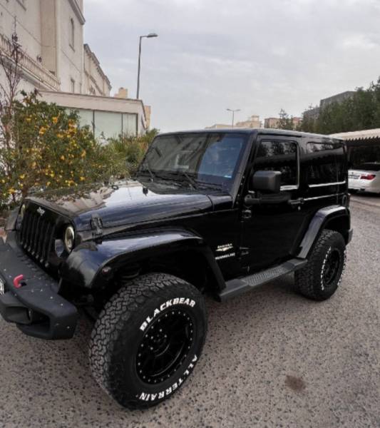 جيب رانجلر صحاري 2013 للبيع 