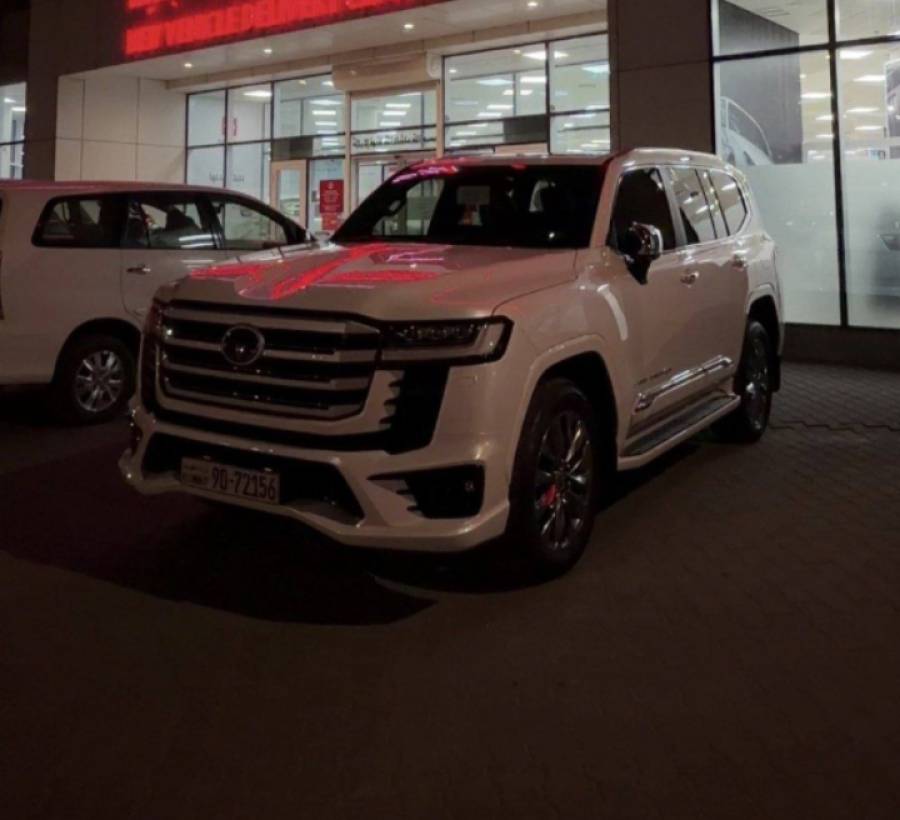 تويوتا لاند كروزر 2026 VXR للبيع