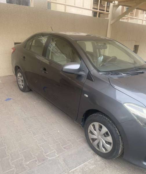 تويوتا يارس  2017 للبيع 