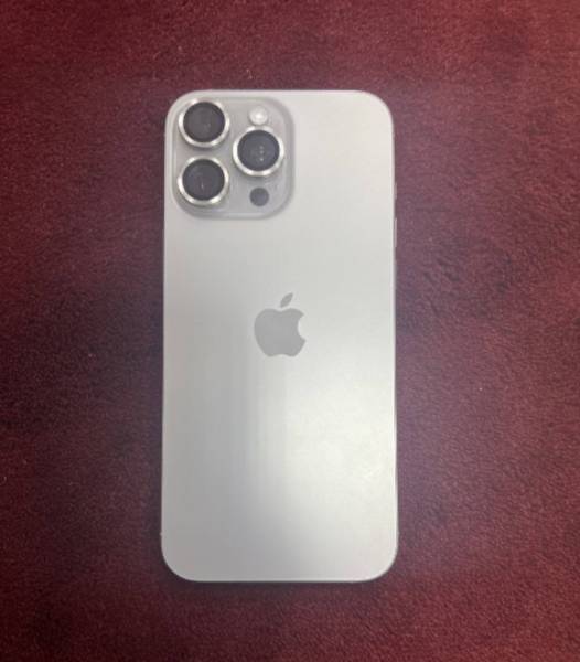 ايفون 16 برو ماكس للبيع 