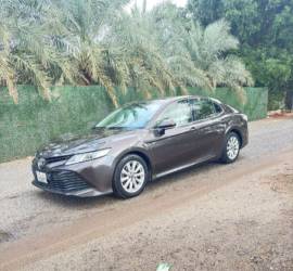 تويوتا كامري 2019 LE للبيع 