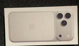 أيفون ١٧ بروماكس للبيع 