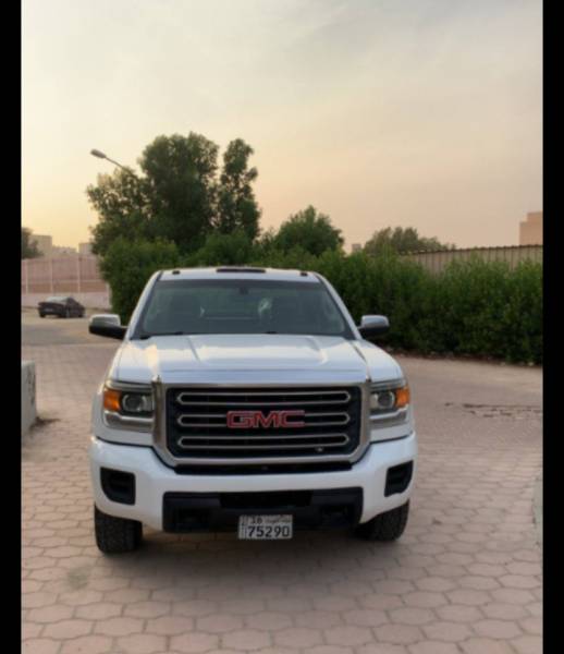GMC وانيت موديل 2018 للبيع 