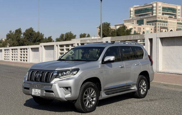 تويوتا برادو VX موديل 2020 للبيع