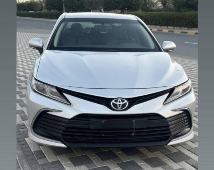 تويوتا كامري 2024 للبيع