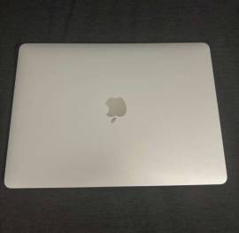 macbook pro 2018 للبيع 