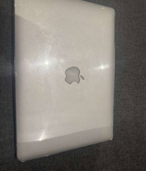 ماك بوك اير موديل 2010