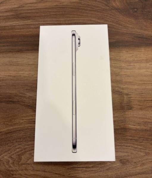 ايفون اير 512 GB للبيع 