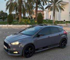 فورد فوكس اس تس 3 2018 للبيع 
