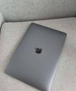 MacBook Air m1 للبيع 