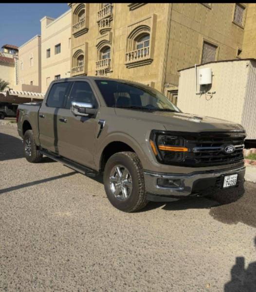 وانيت فورد 2025 للبيع 