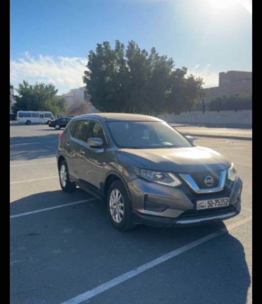 نيسان اكس تريل موديل ٢٠١٩ للبيع 
