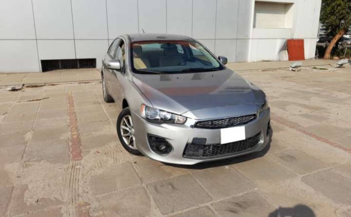 ميتسوبيشي لانسر موديل 2017 للبيع 