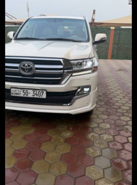لاند كروزر 2018 GXR للبيع 