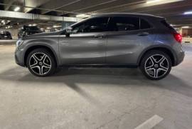 للبيع مرسيدس GLA250 2018 للبيع 