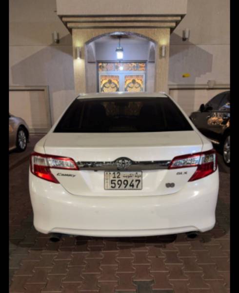 تويوتا كامري 2014 للبيع 