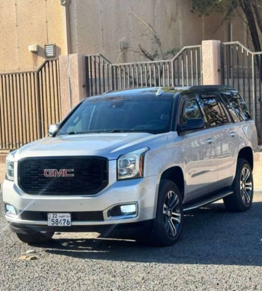 جي إم سي يوكن SLT2018 للبيع 