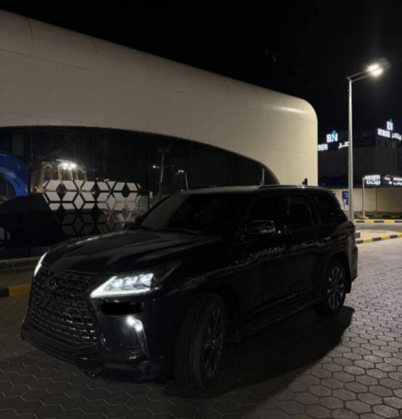 لكزس 2021 LX570 للبيع 