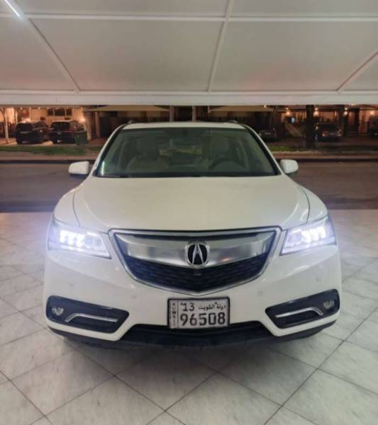 جيب اكيورا MDX موديل 2015 للبيع 