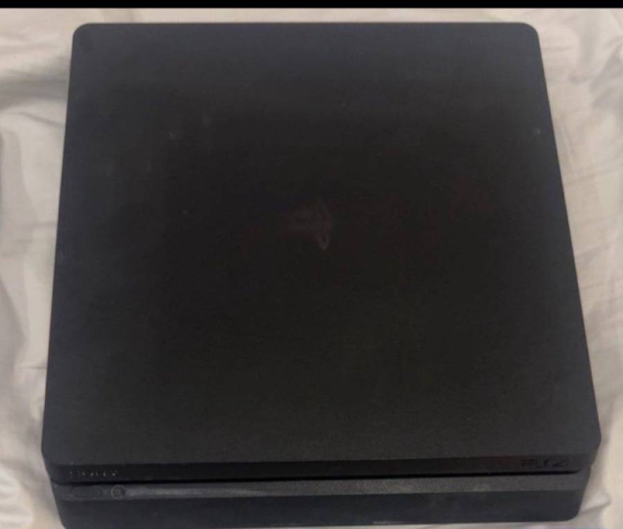 سوني 4 نسخة سلم للبيع 