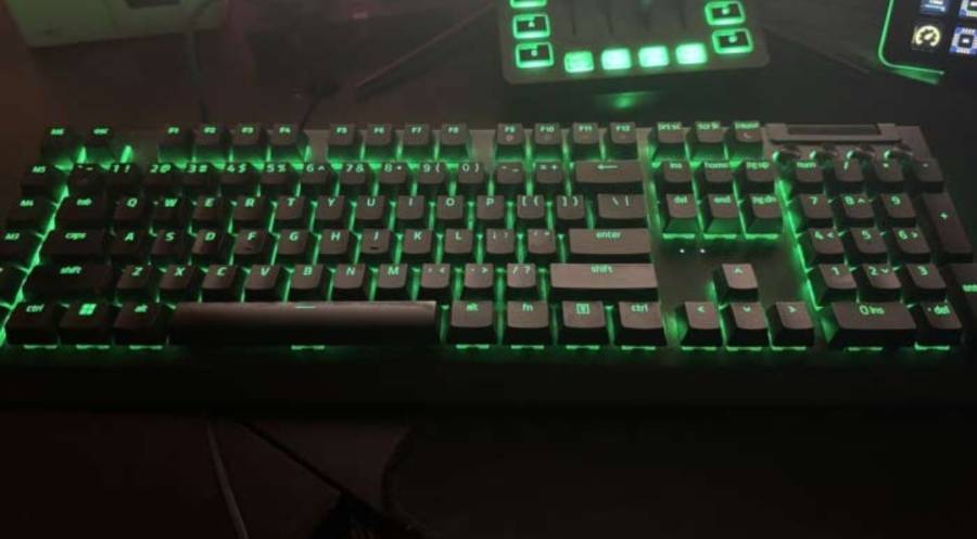 RGB yellow Switch 4كيبورد للبيع