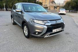 للبيع ميتسوبيشي أوتلاندر 2022