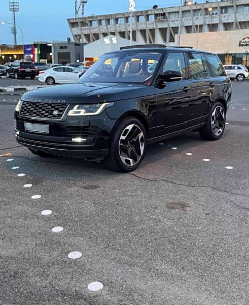 Range rover hse 2018 للبيع