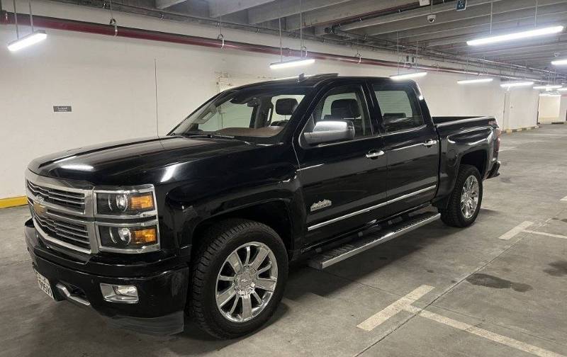 للبيع شفروليه سلفرادو 2015 