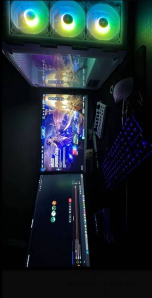 للبيع بيسي وشاشتين