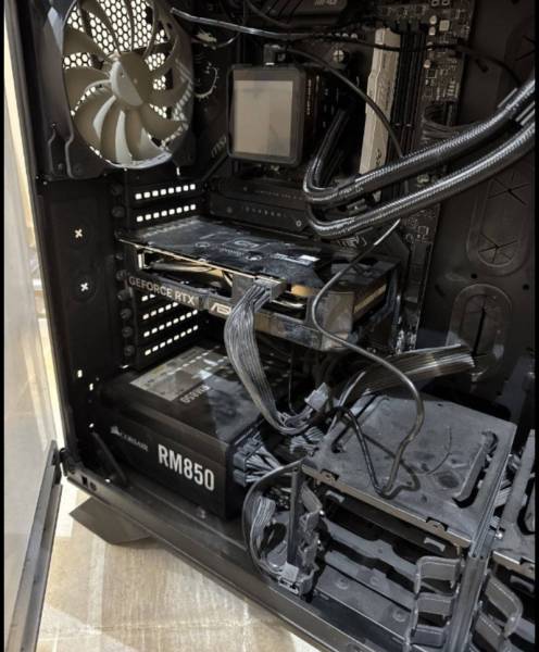Gaming PC للبيع