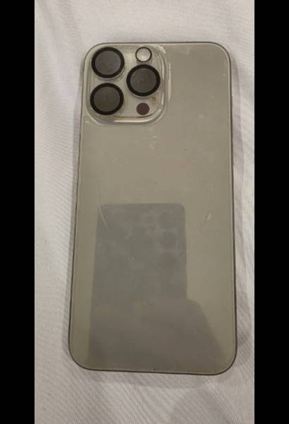 iphone 15 pro max للبيع 