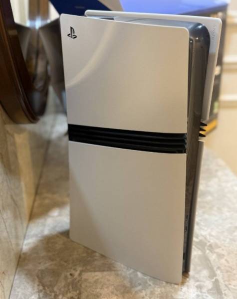 للبيع بلاستيشن فايف