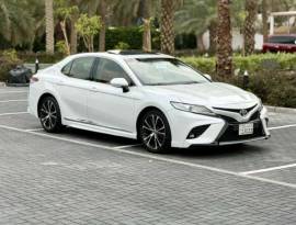 تويوتا CAMRY SE V6  2020 للبيع