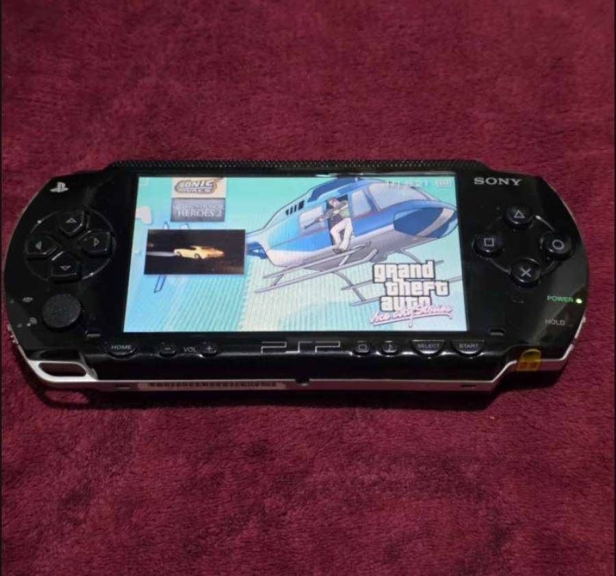 SONY PSP 1000 للبيع 