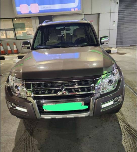 میستوبيشي باجيرو 2016 للبيع