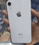 آيفون XR للبيع