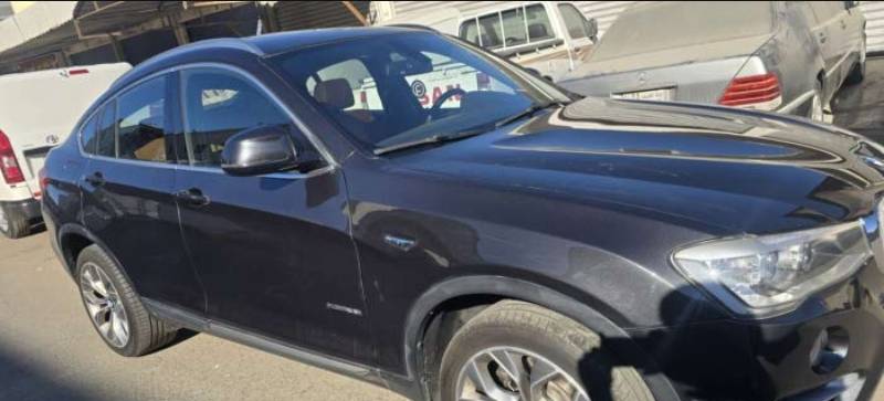 بي ام دبليو الفئة X4 M40i X4  2016 للبيع