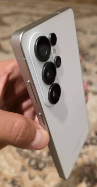 جالكسي S26 الترا للبيع