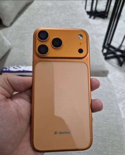 للبيع جهاز شبيه الايفون بروماكس 17