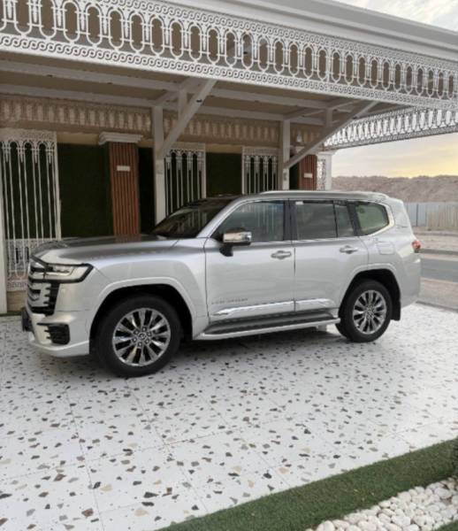 VXR تويوتا 2022 للبيع 