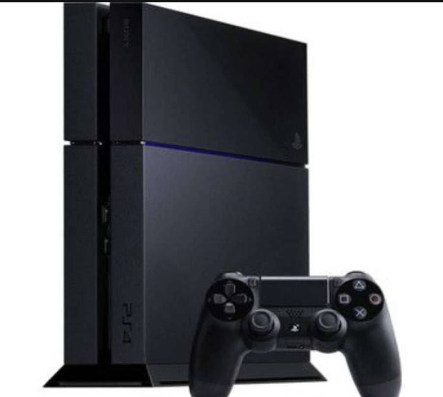 بلايستيشن 4 للبيع