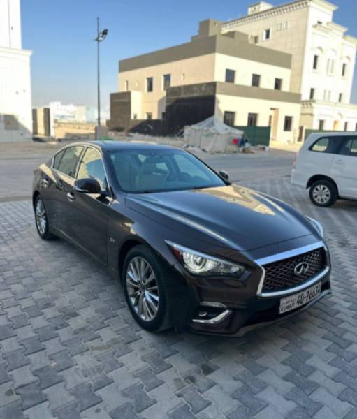 للبيع انفنتي q50 2019