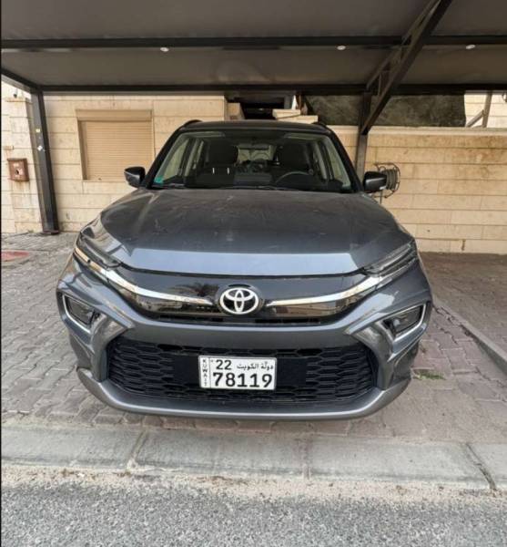 تویوتا اوربان کروزر 2025 للبيع 