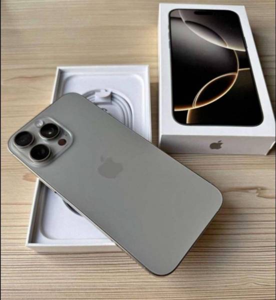 ايفون 16 برو ماكس للبيع