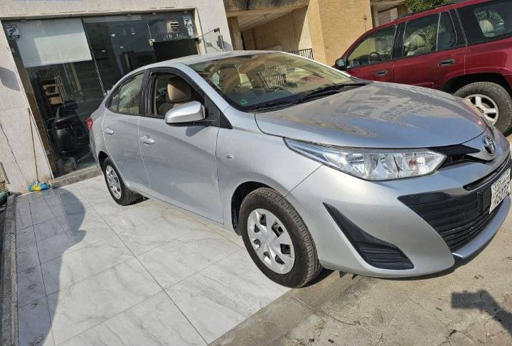 تويوتا يارس 2019 للبيع 