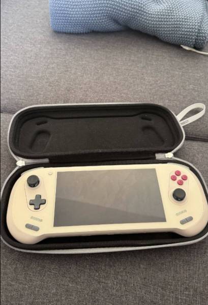 Ayaneo 3 OLED للبيع